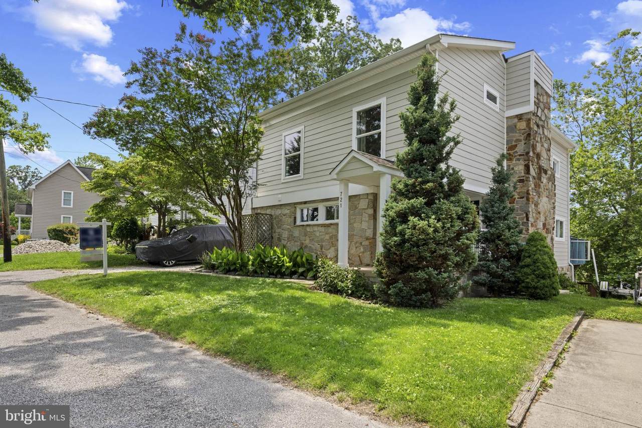 721 Magothy Road - Photo 1
