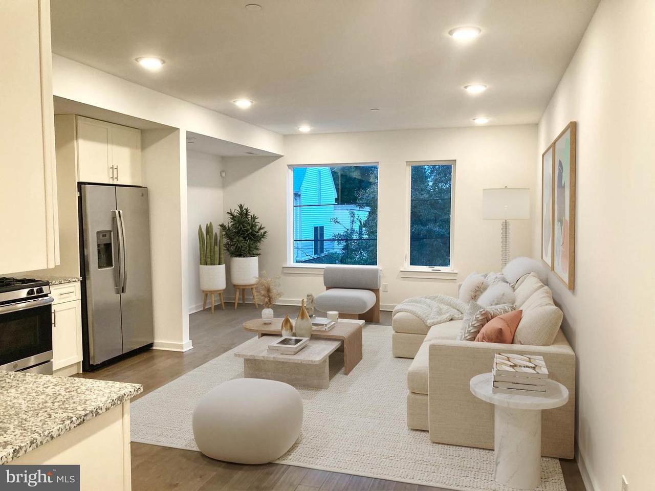 1843 6TH Street - Photo 1