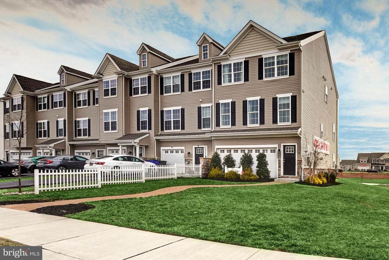 1300 Carrick Court - Photo 1