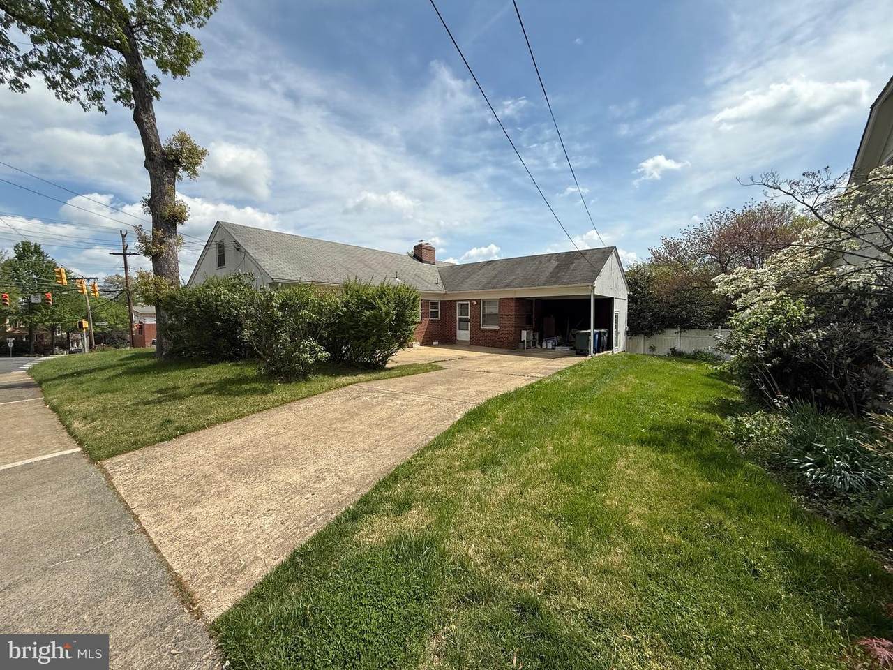 2846 Lorcom Lane - Photo 1