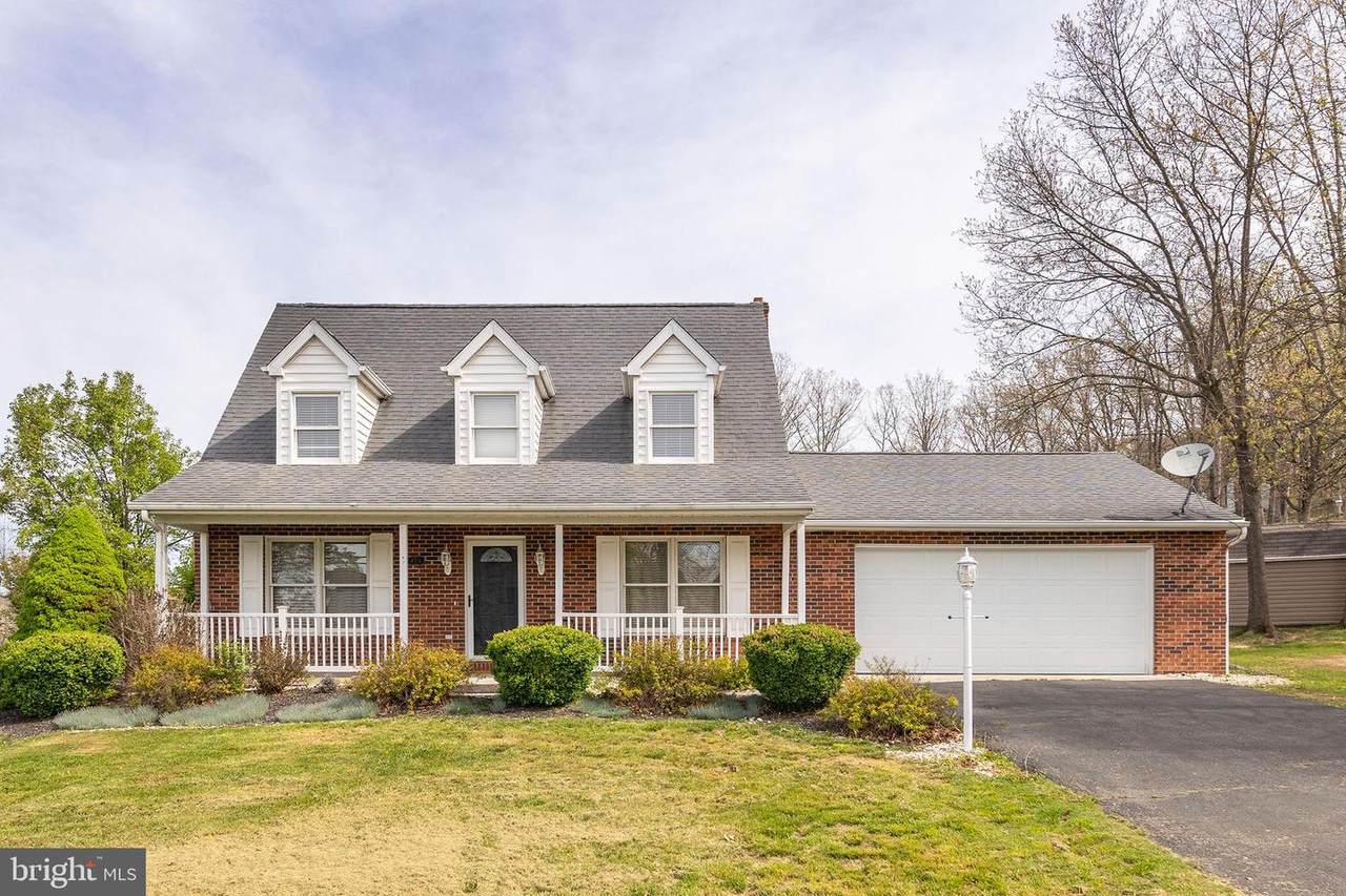 476 Leon Drive - Photo 1