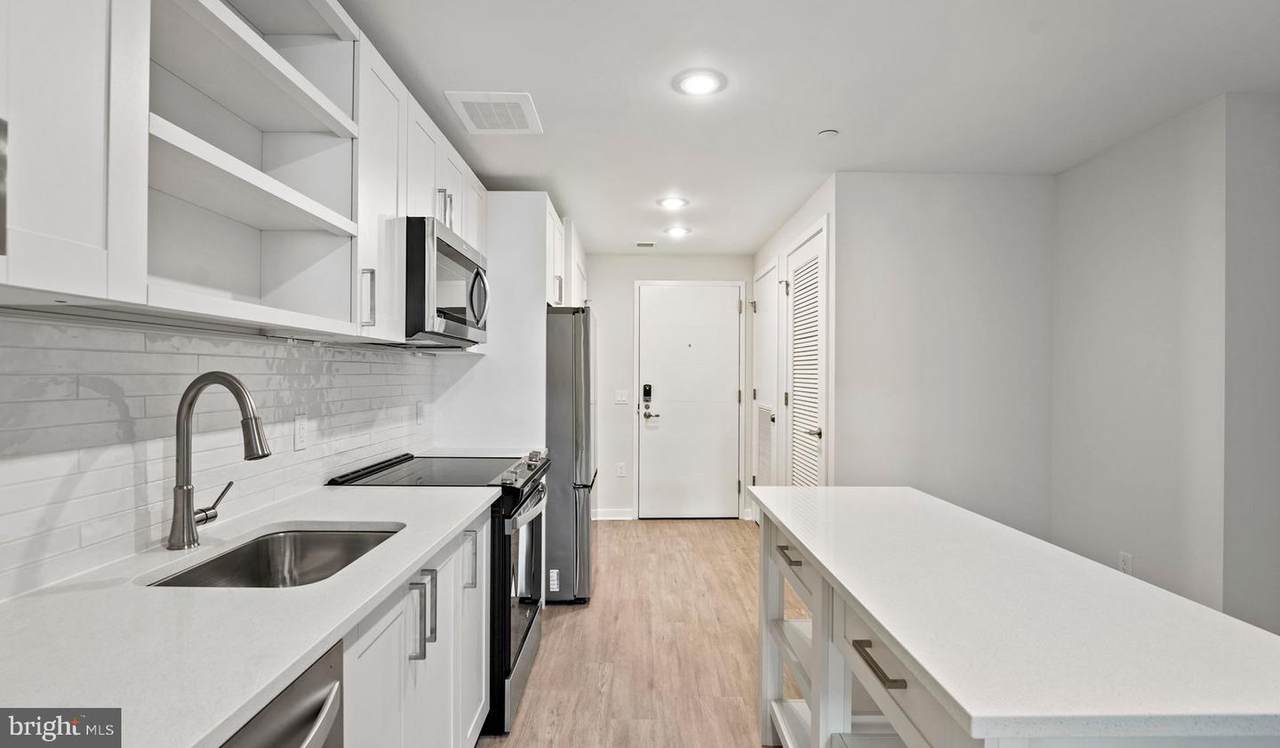 4000 Wisconsin Avenue - Photo 1