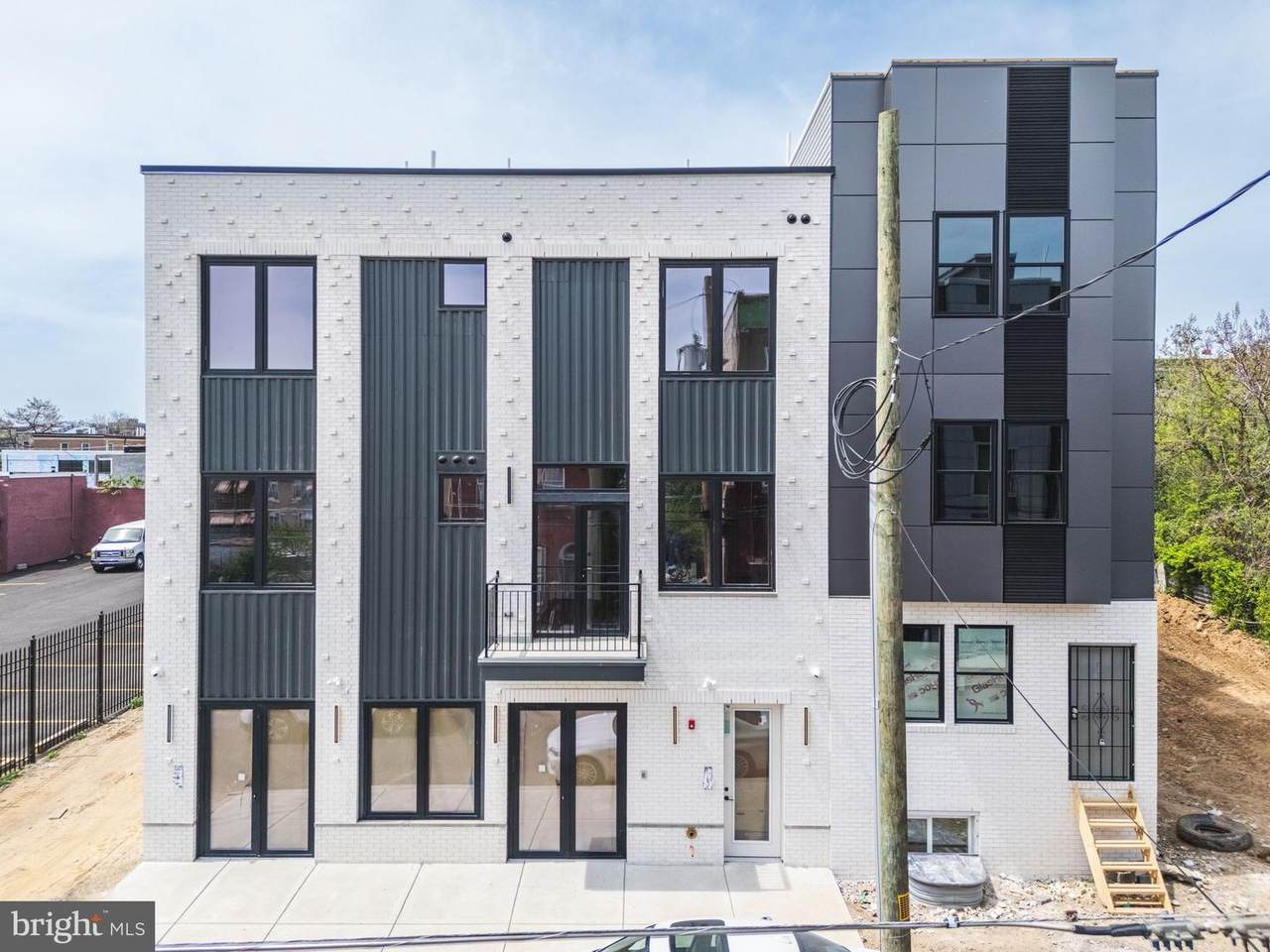 2342 6TH Street - Photo 1