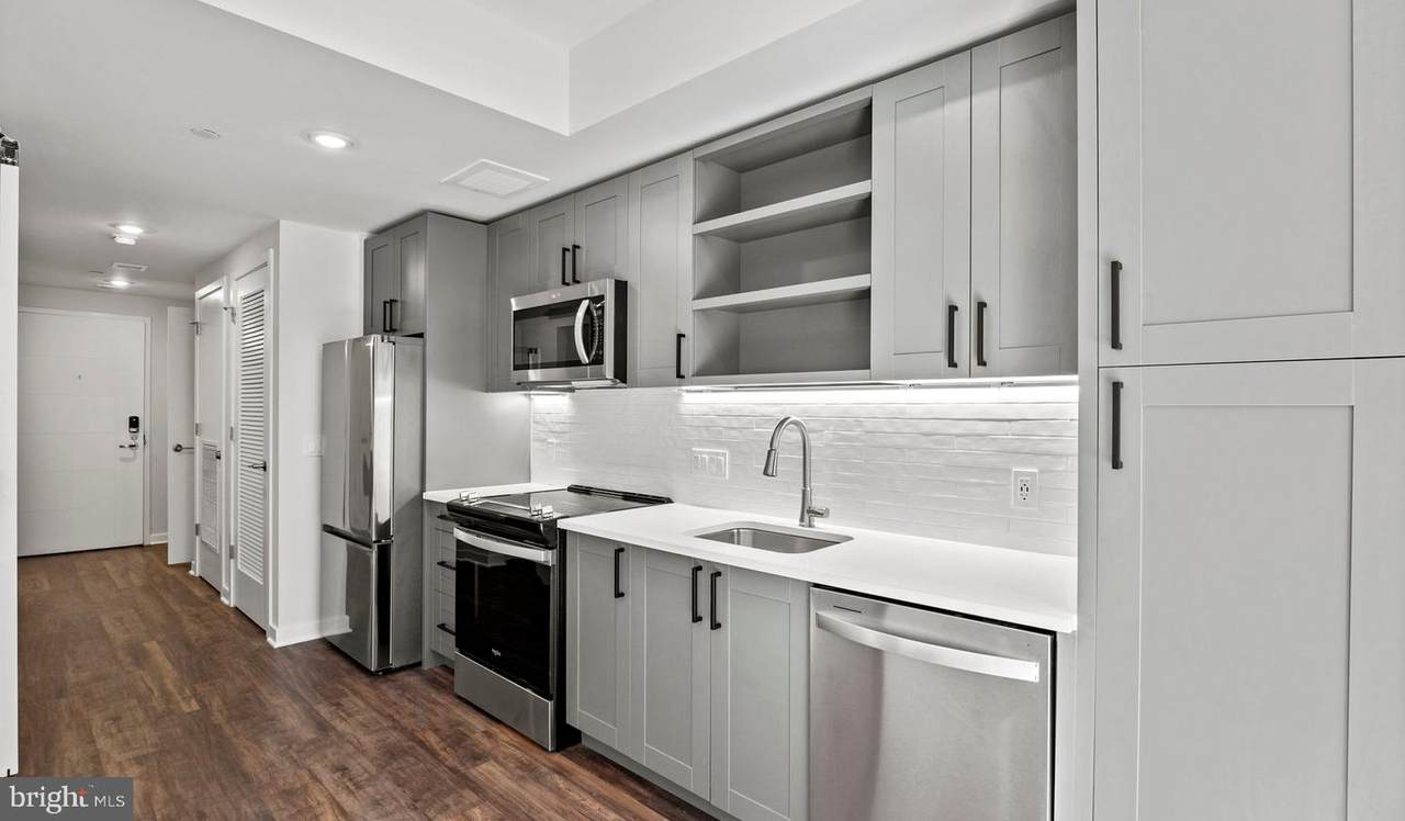 4000 Wisconsin Avenue - Photo 1