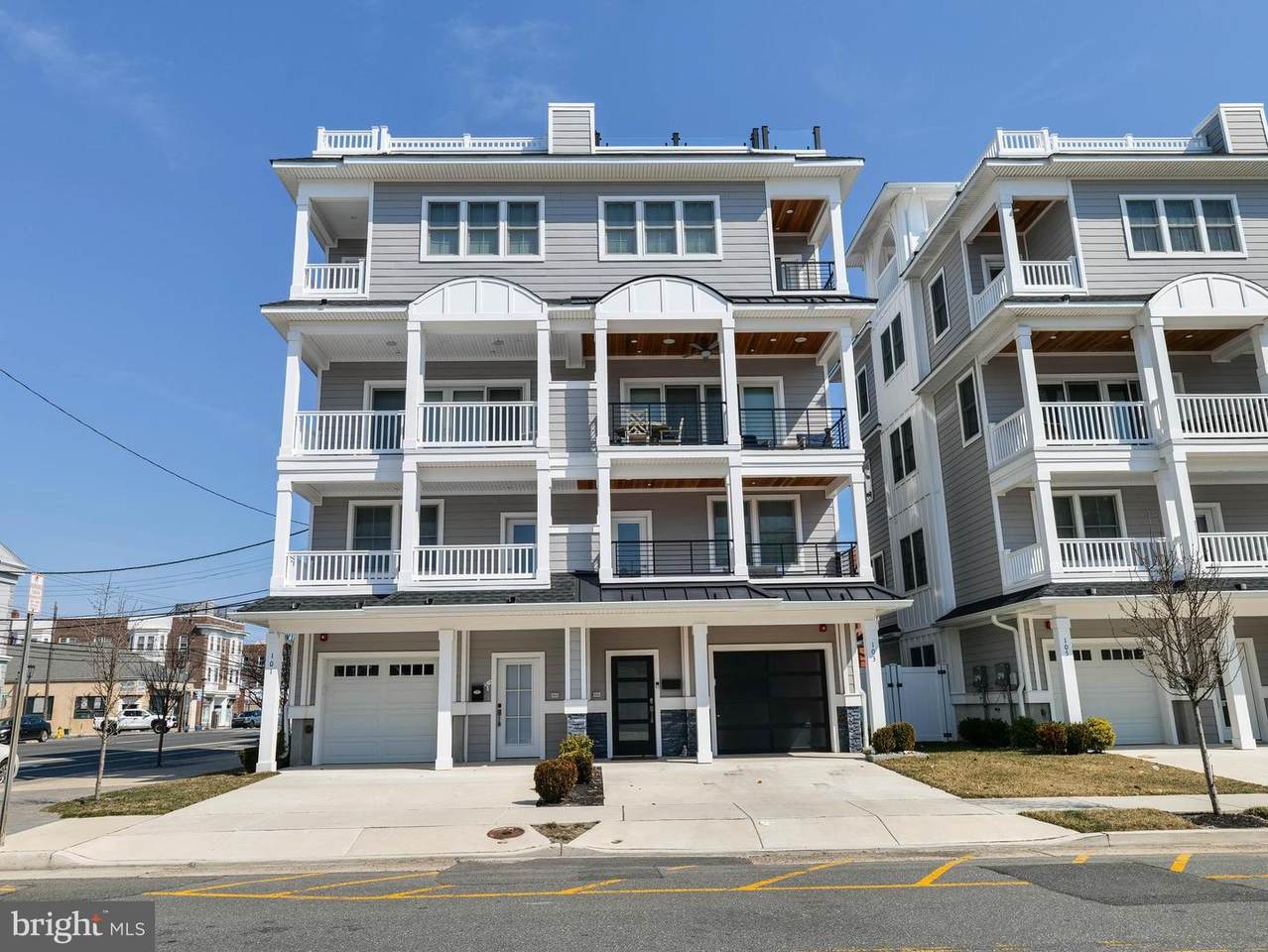 103 Surrey Avenue - Photo 1