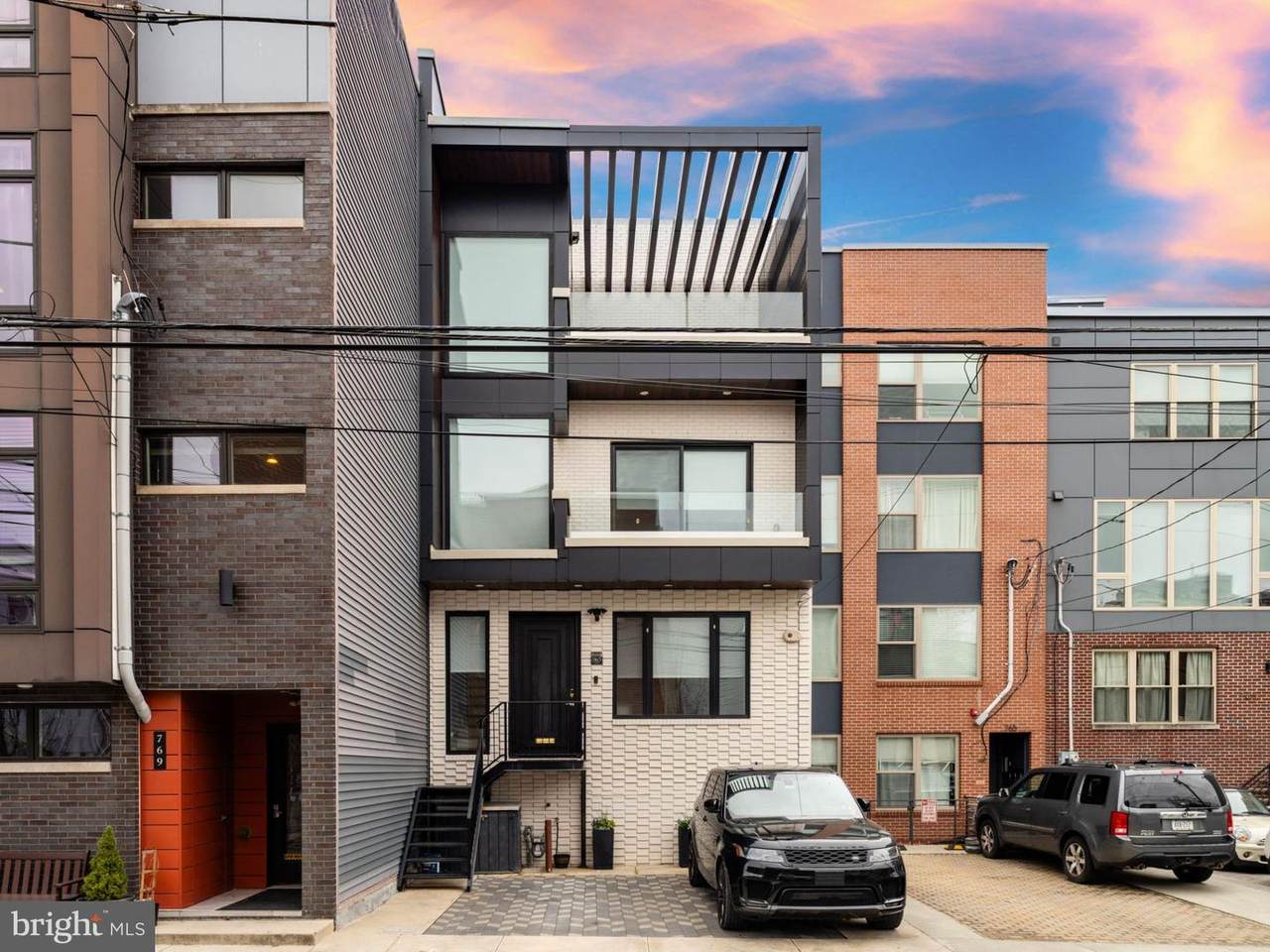 767 Uber Street - Photo 1