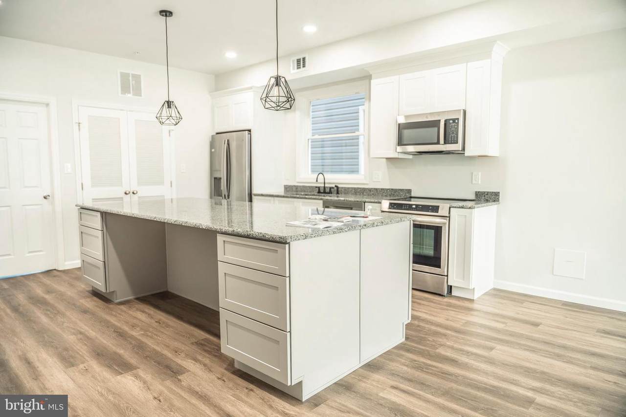 309 ARCH Street - Photo 1
