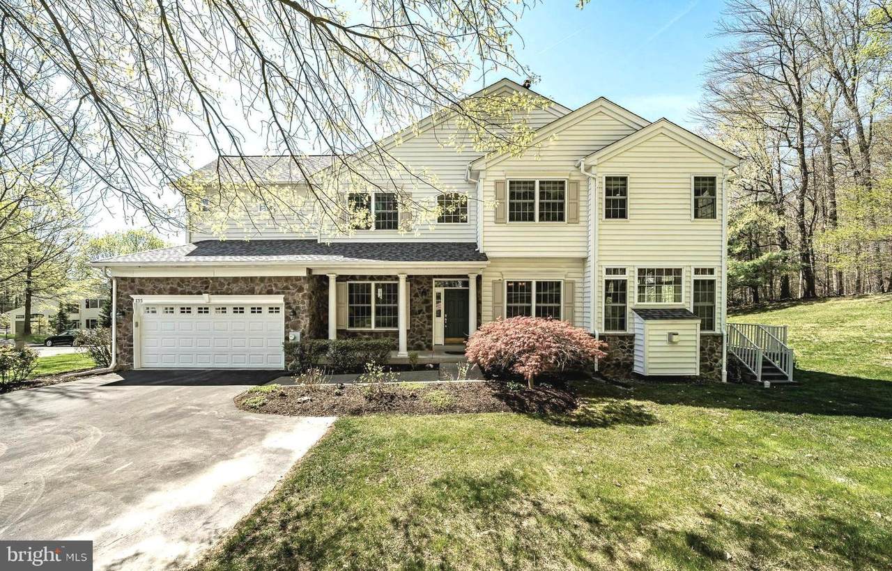 135 Whiteland Hills Circle - Photo 1