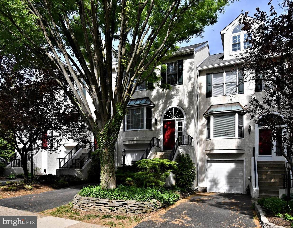 3051 Mitchell Court - Photo 1