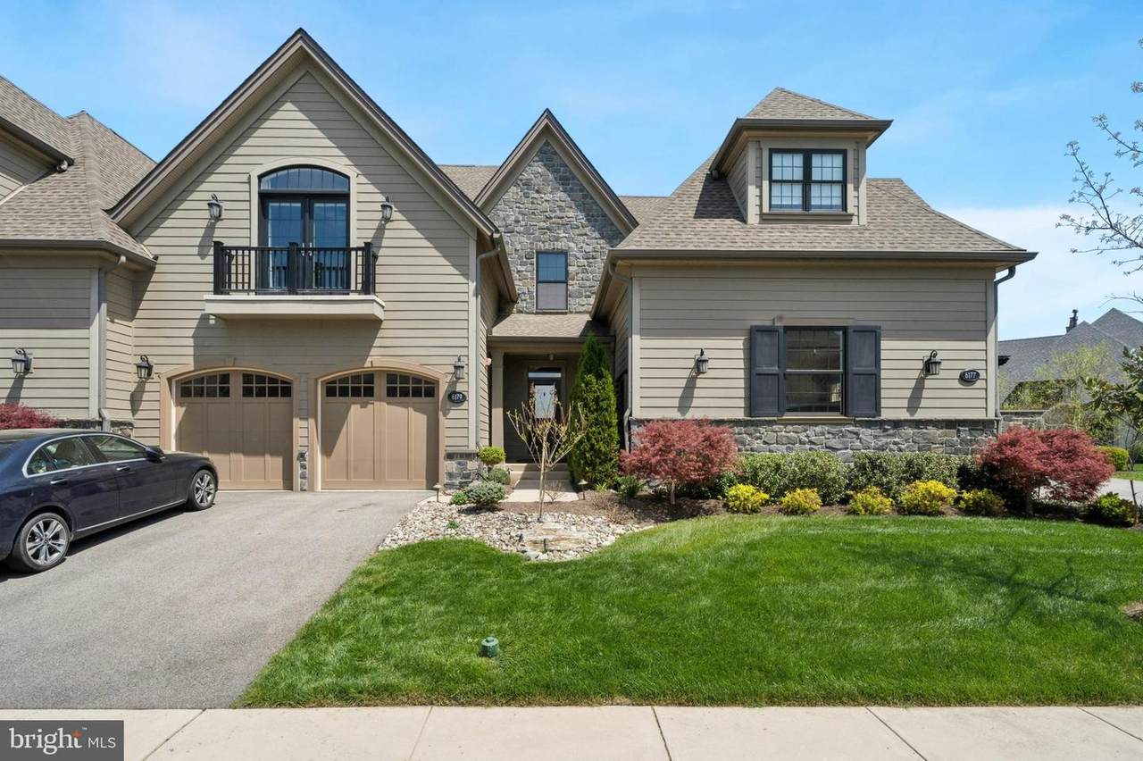 6179 Creekside Drive - Photo 1