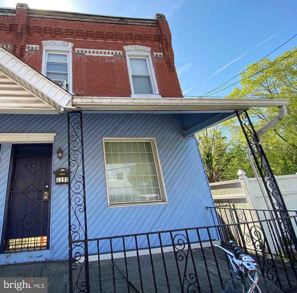 1152 Walnut Street - Photo 1