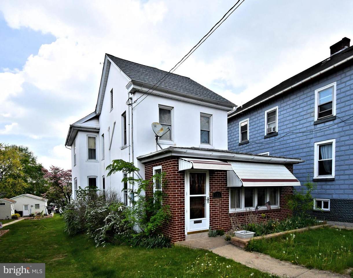 133 Main Street - Photo 1