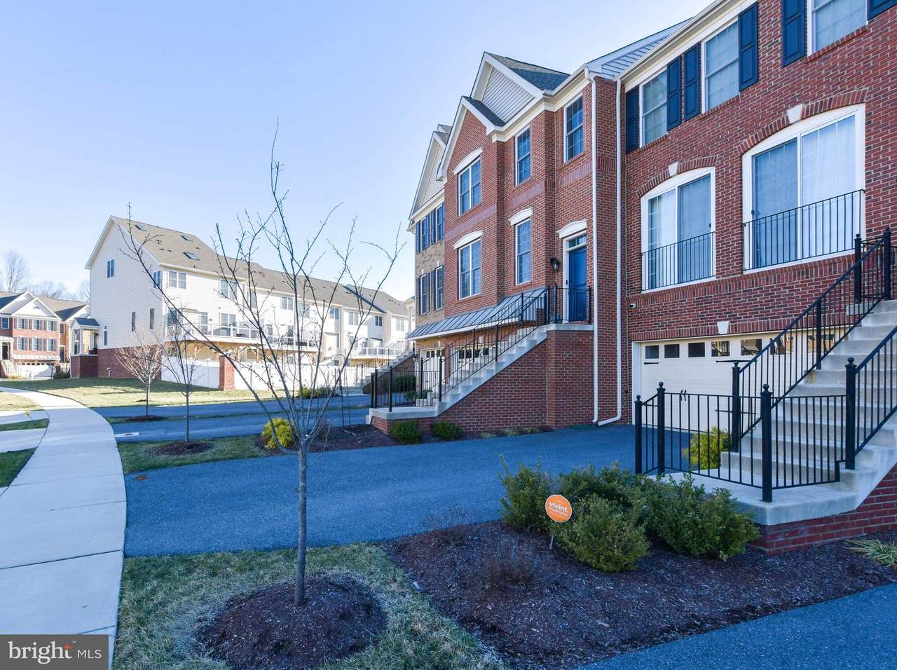 https://bt-photos.global.ssl.fastly.net/brightmls/1280_boomver_1_803799661828-2.jpg