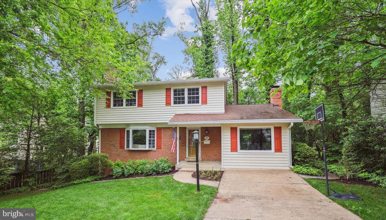 526 Poplar Drive - Photo 1