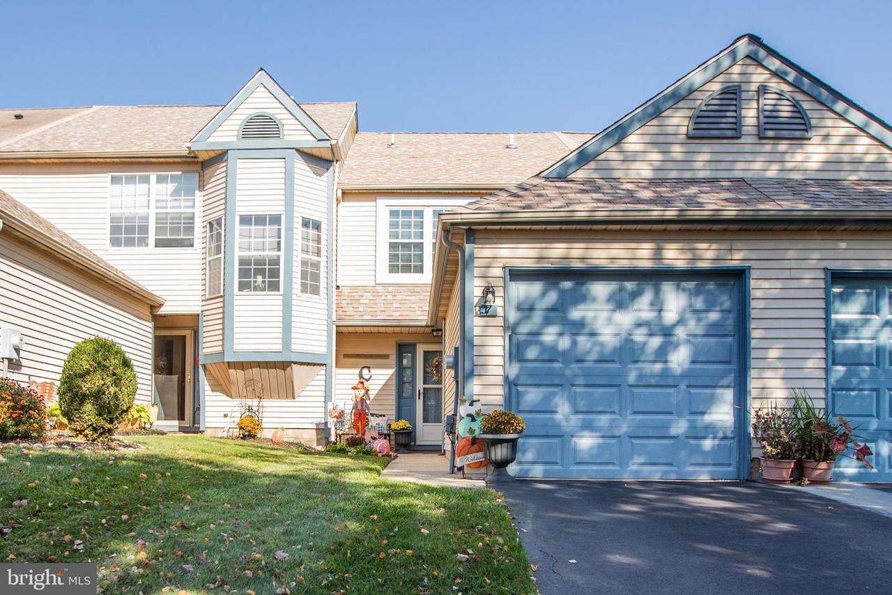 7 Raintree Drive - Photo 1