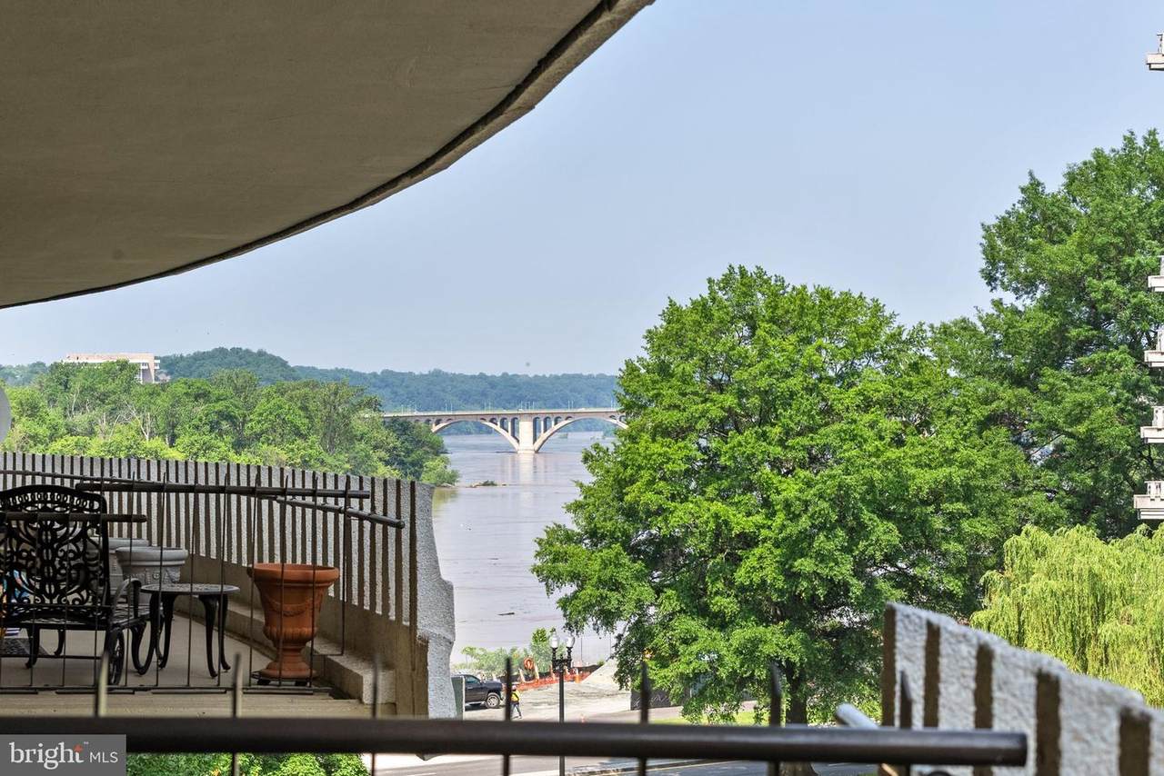 700 New Hampshire Avenue - Photo 1