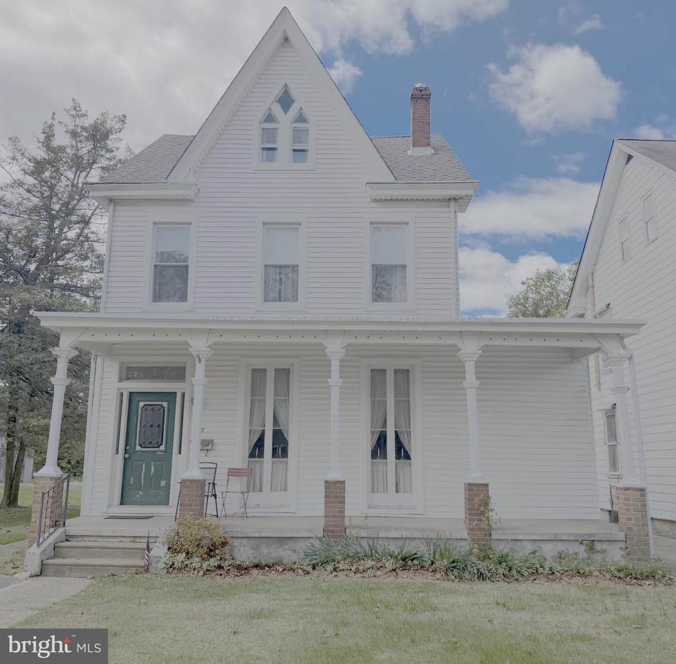 517 Jennings Street - Photo 1