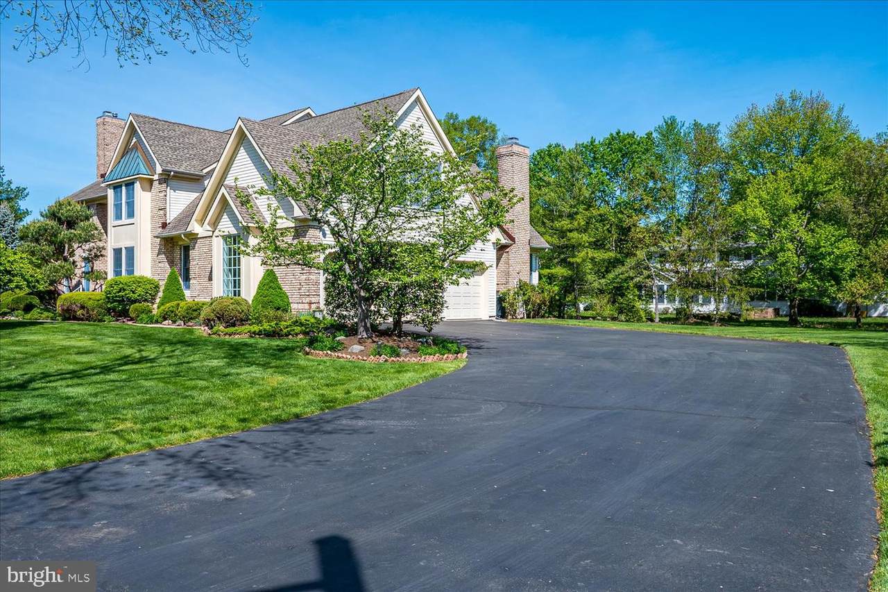 30 Revere Court - Photo 1