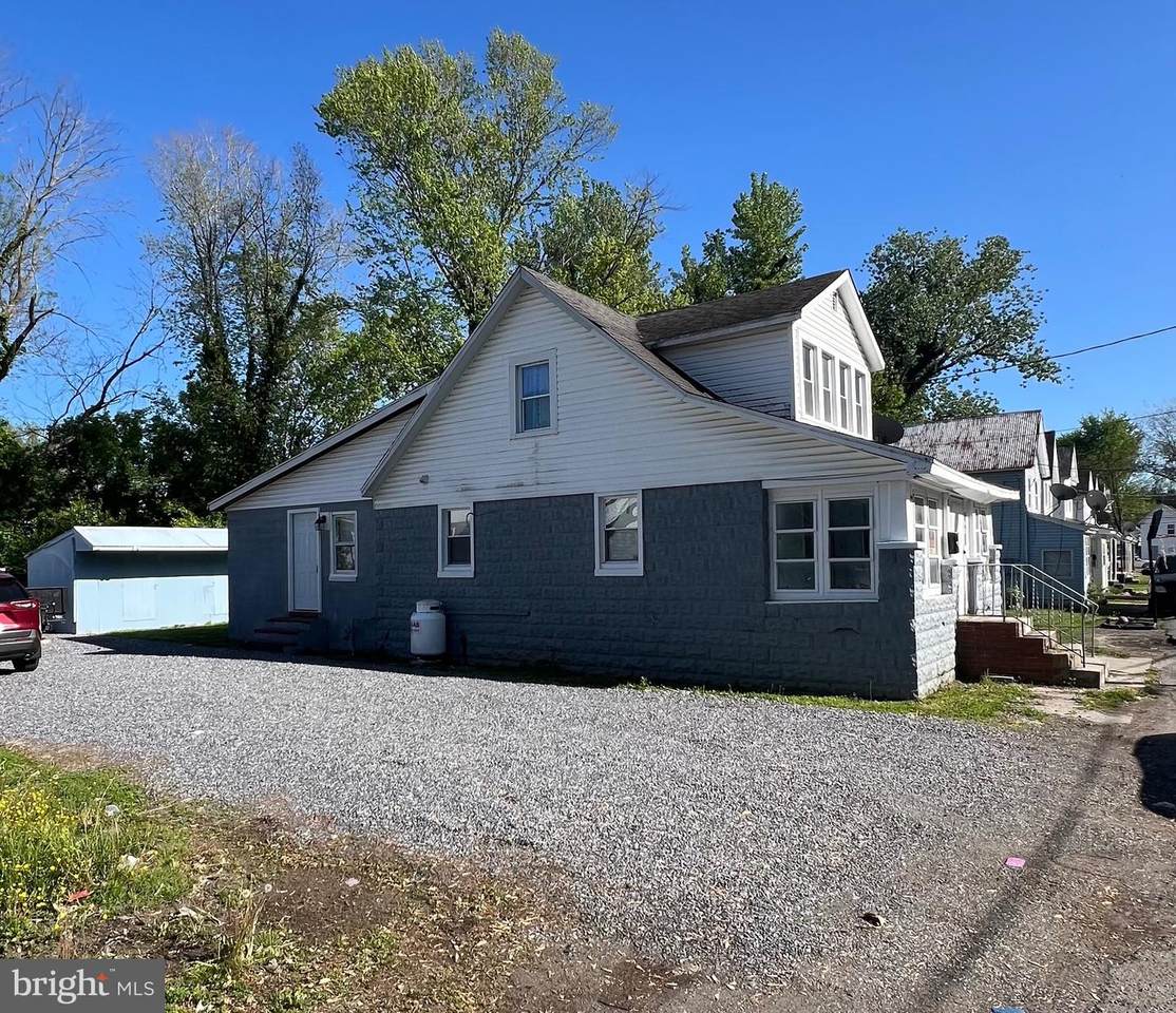 802 Center Street - Photo 1