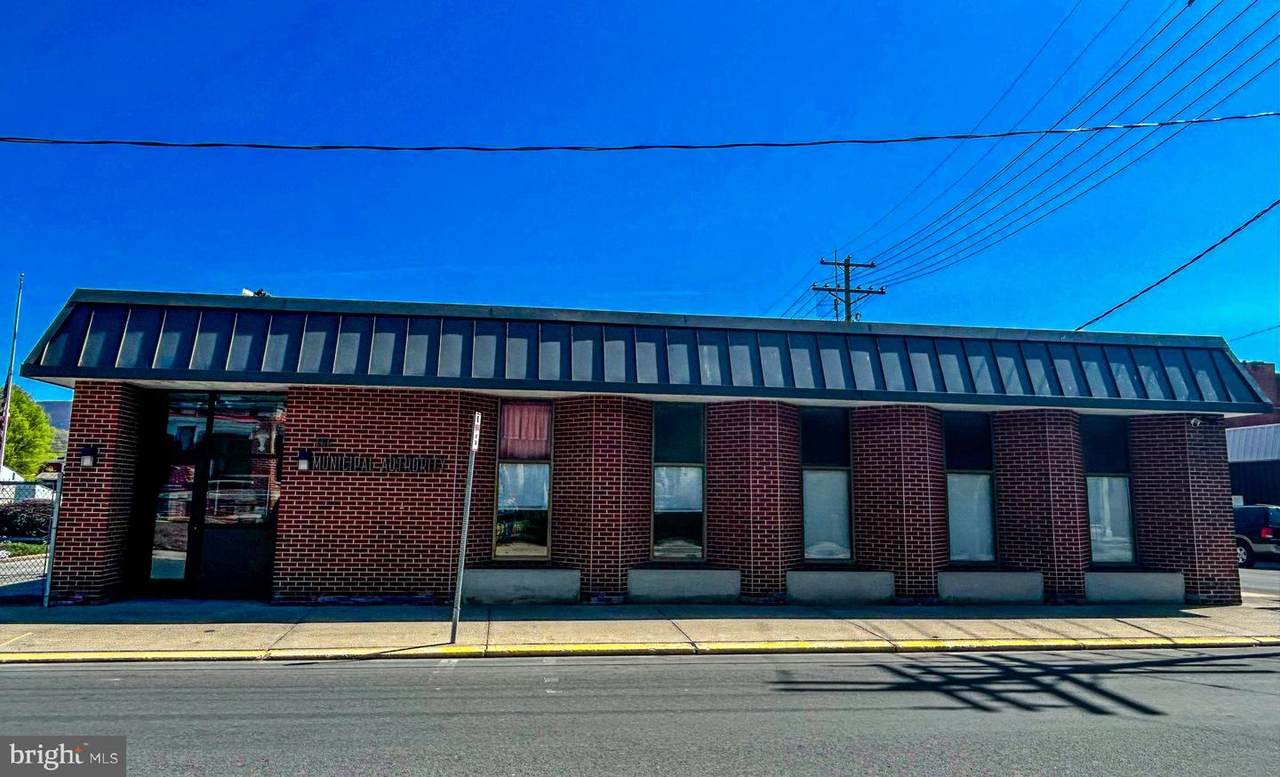 70 Chestnut Street - Photo 1