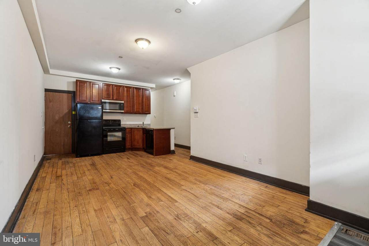 1932 18TH Street - Photo 1