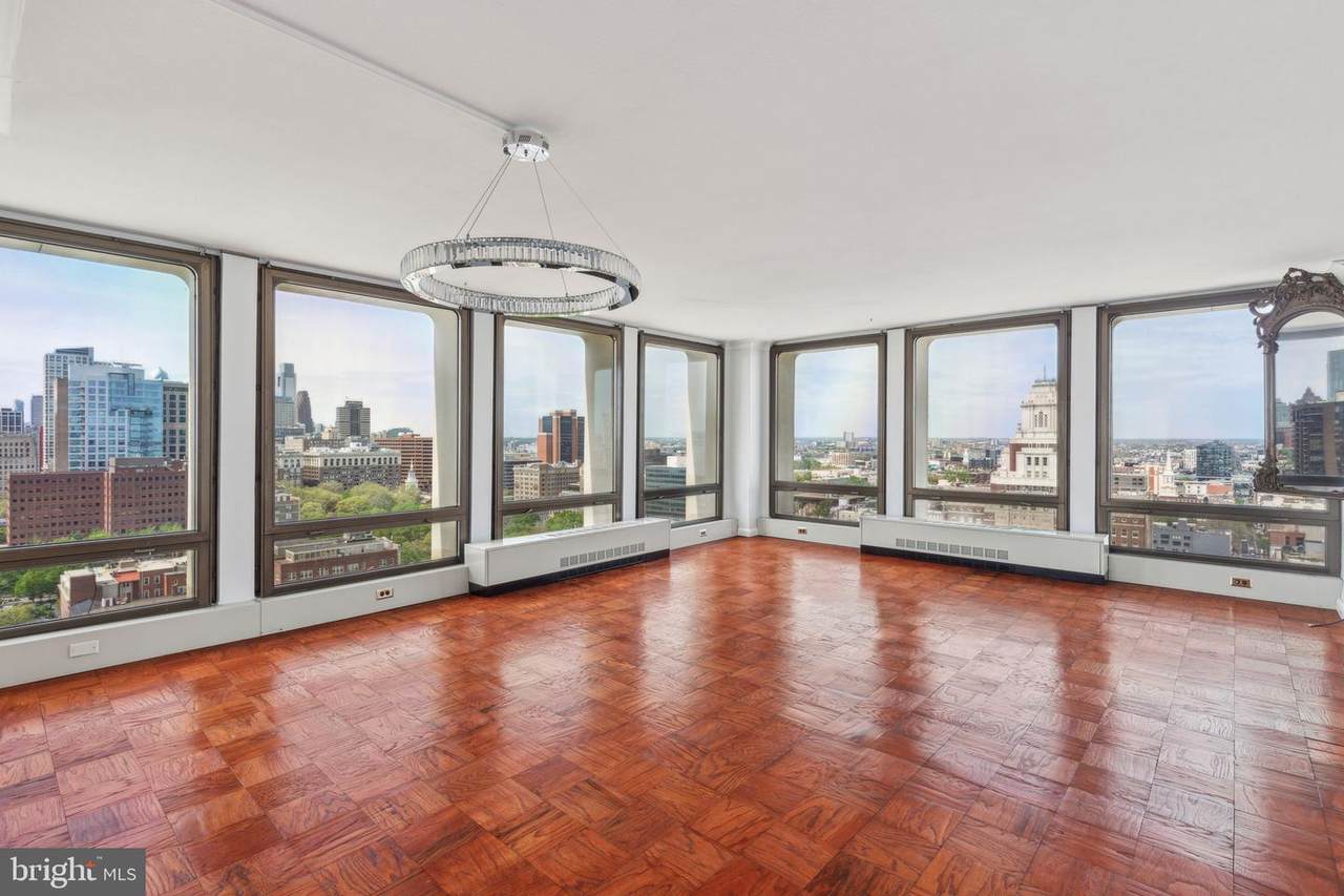 200 Locust Street - Photo 1