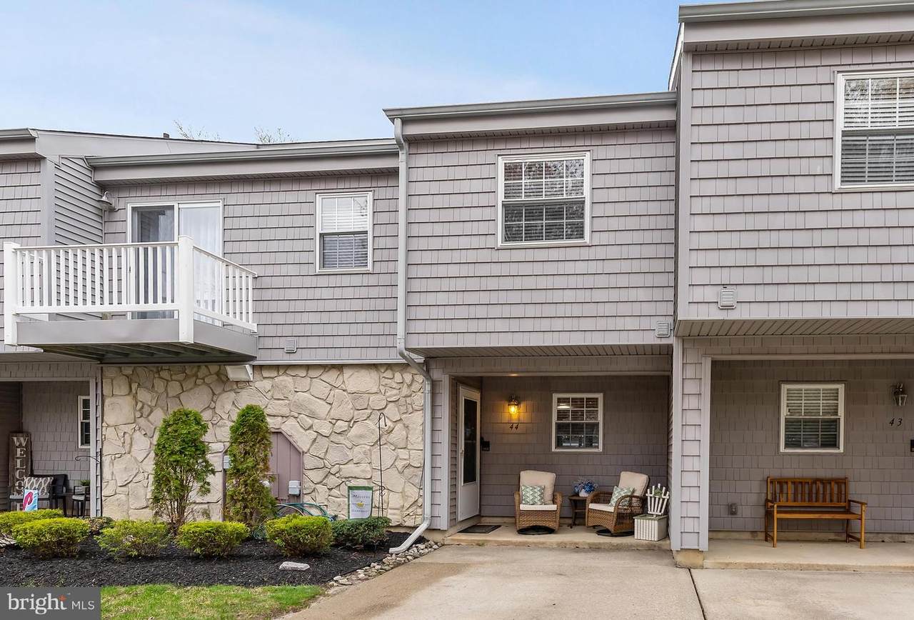44 Harborwood Drive - Photo 1