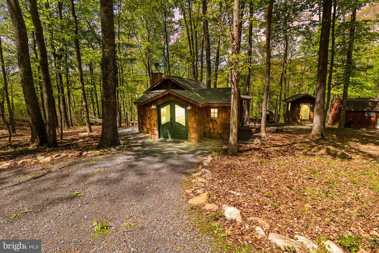 326 Preacher Lane - Photo 1