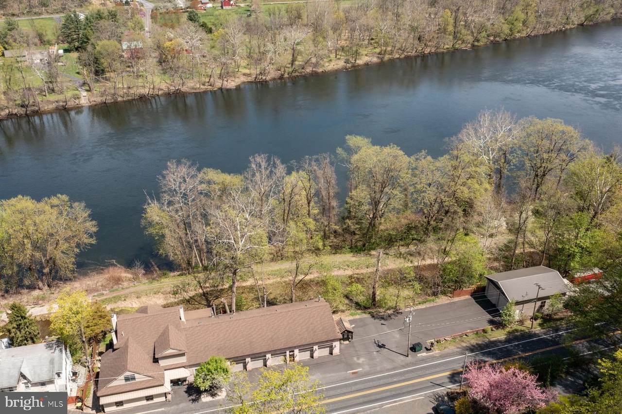 1820 Easton Road - Photo 1