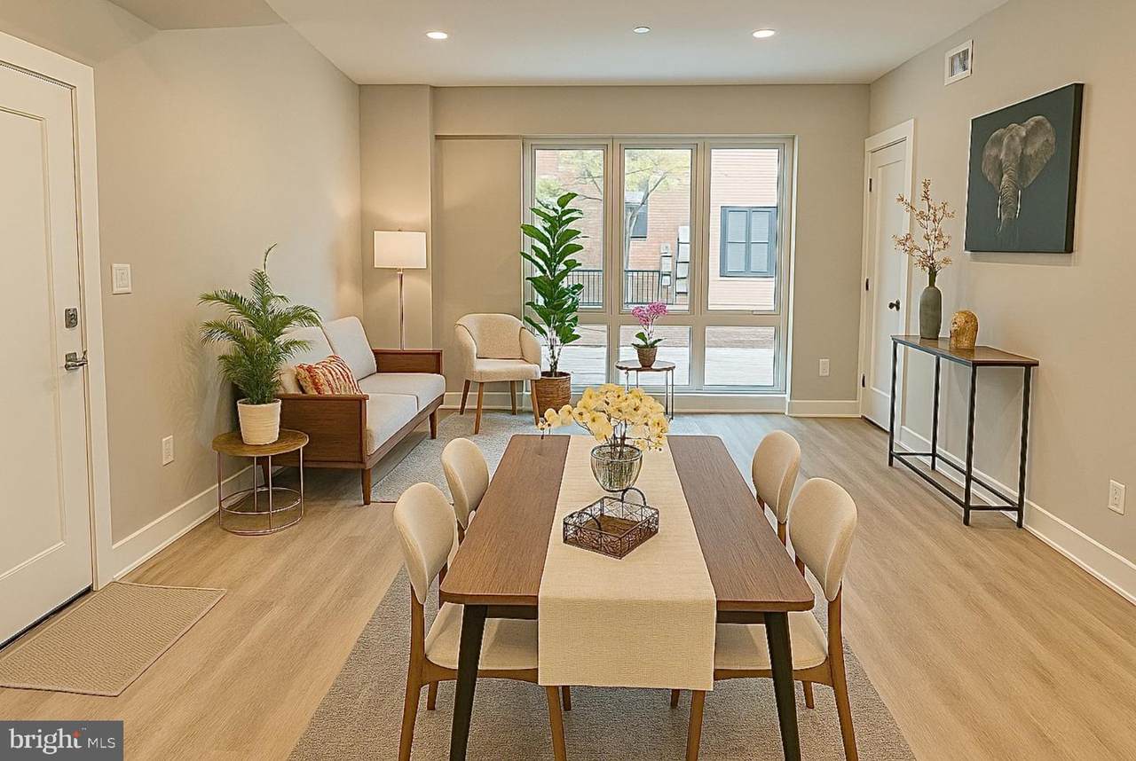 1806 D Street - Photo 1