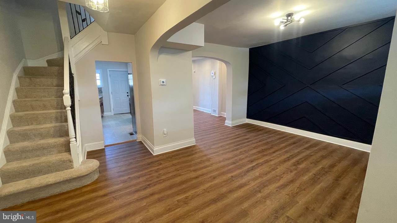 1216 Bonaparte Avenue - Photo 1
