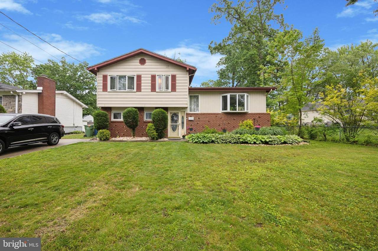 305 Victor Avenue - Photo 1