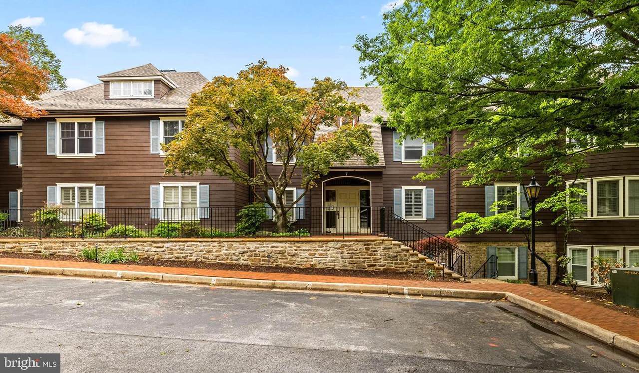 7 Devon Hill Road - Photo 1