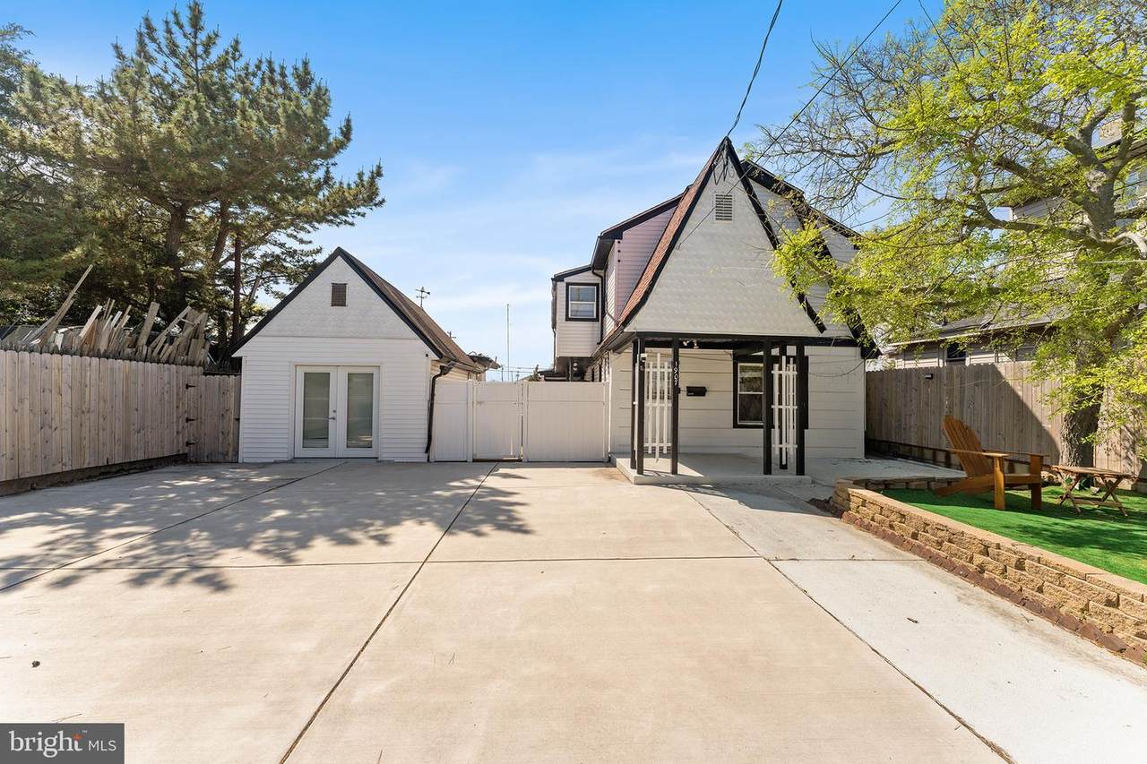 1907 Kuehnle Avenue - Photo 1