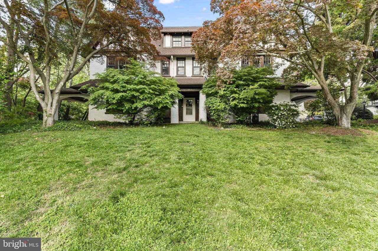 1007 Valley Road - Photo 1