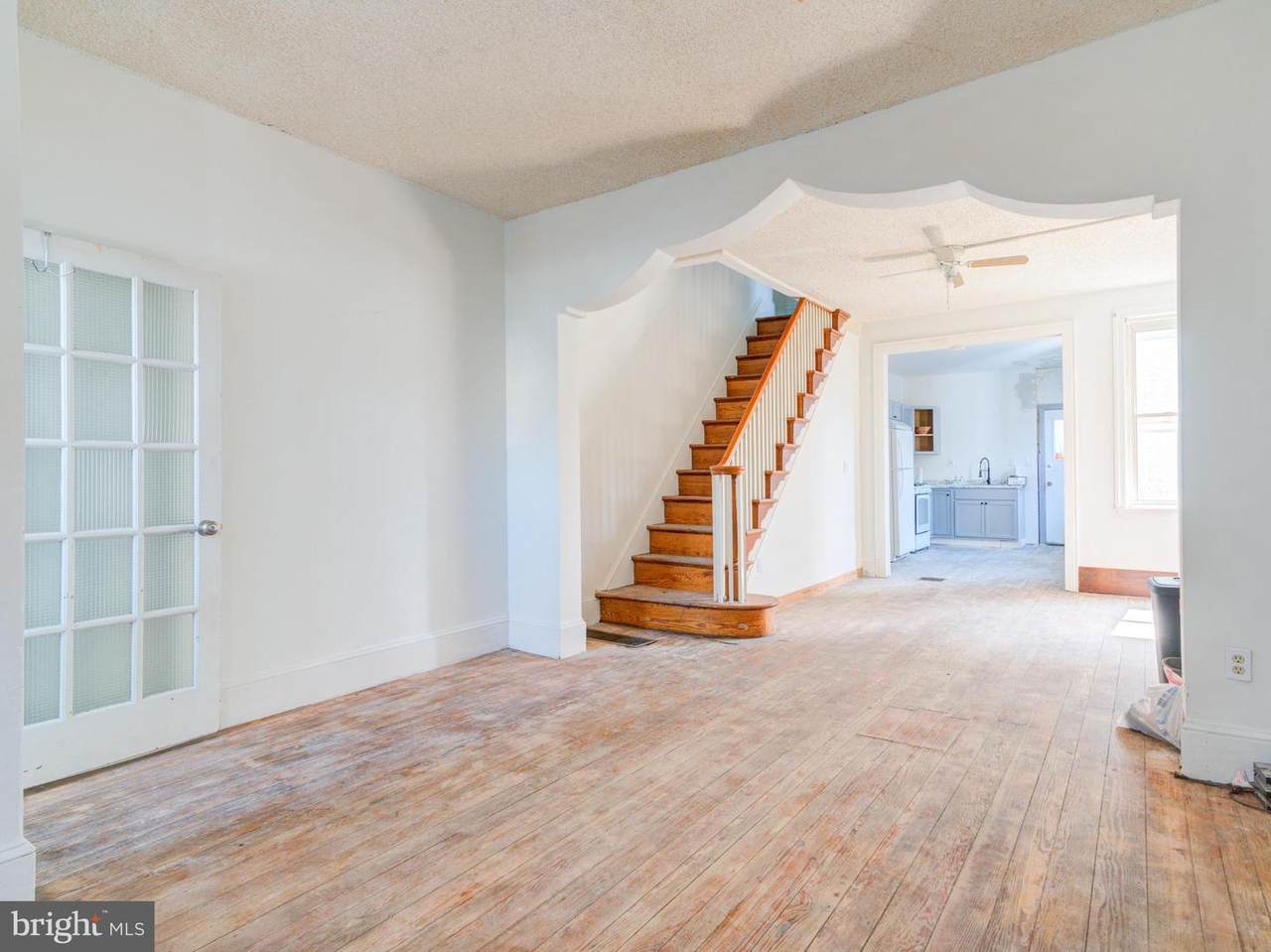 2030-32 Somerset Street - Photo 1