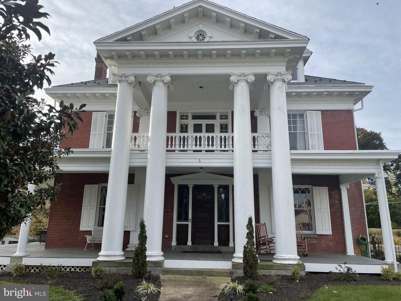 11 Linden Avenue - Photo 1