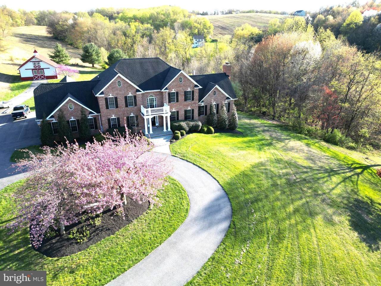2995 Sams Creek Road - Photo 1