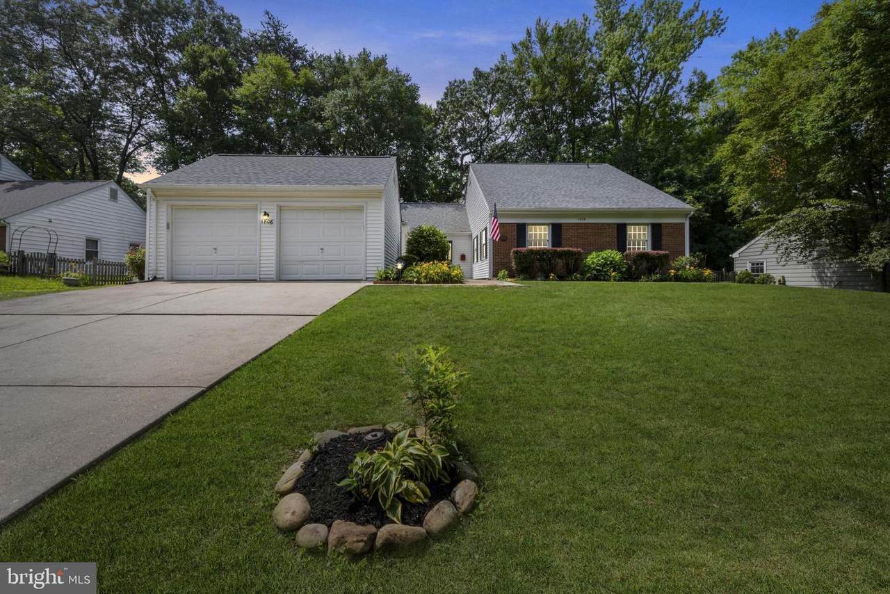 1806 Crofton Parkway - Photo 1