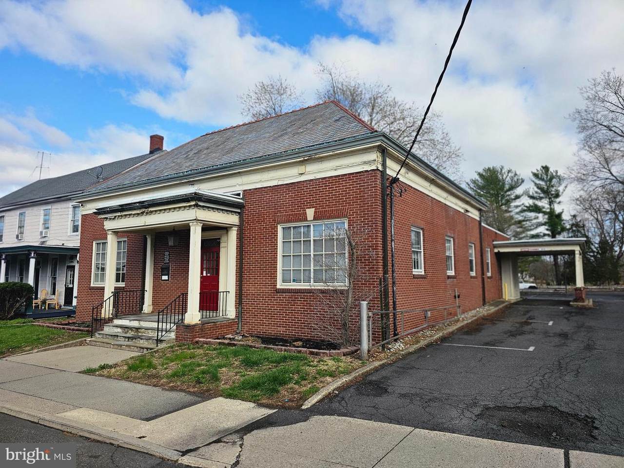 107 Delaware Road - Photo 1