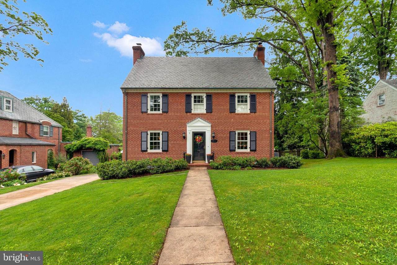 7417 Lynnhurst Street - Photo 1