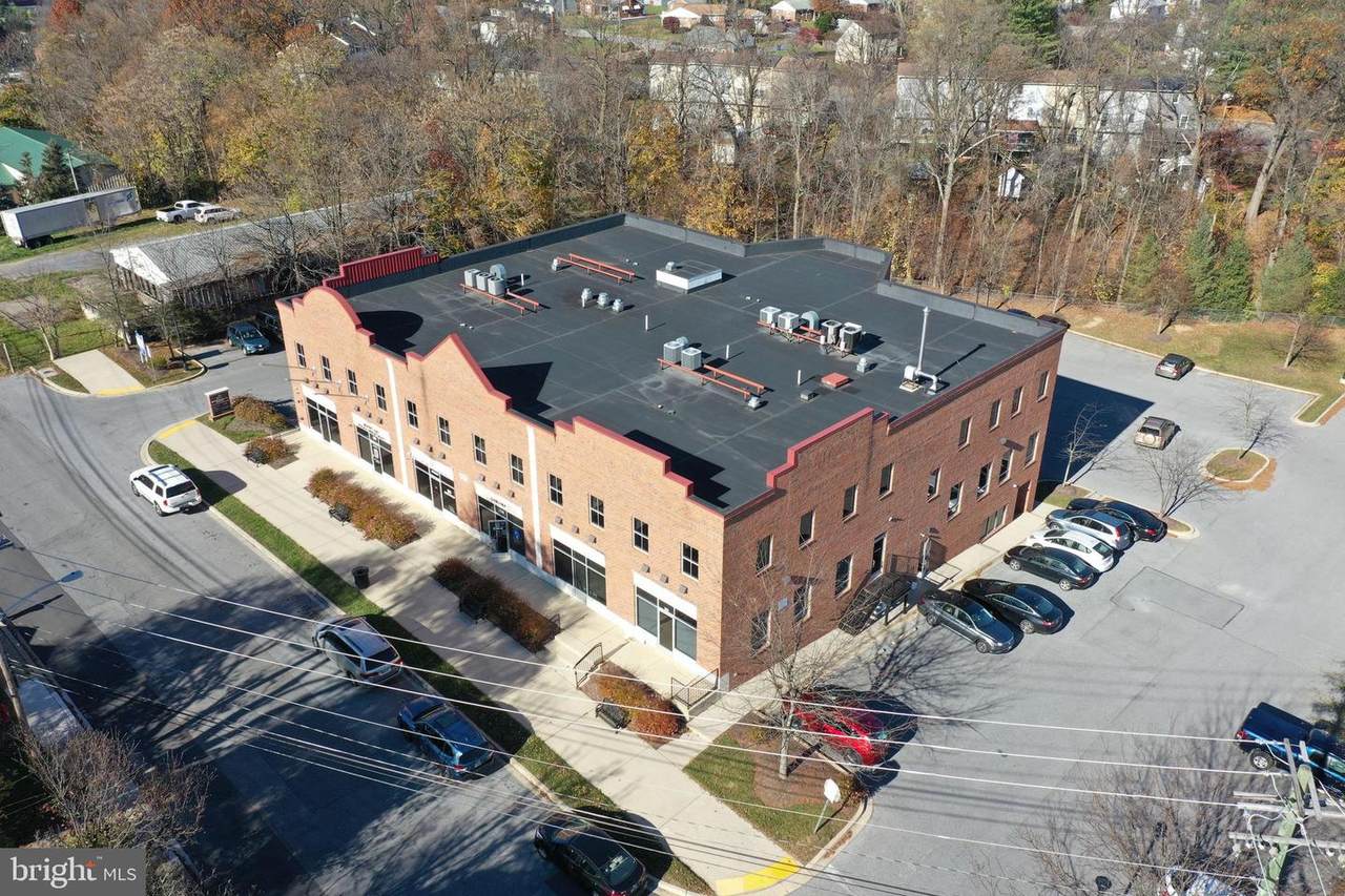 205 Center Street - Photo 1