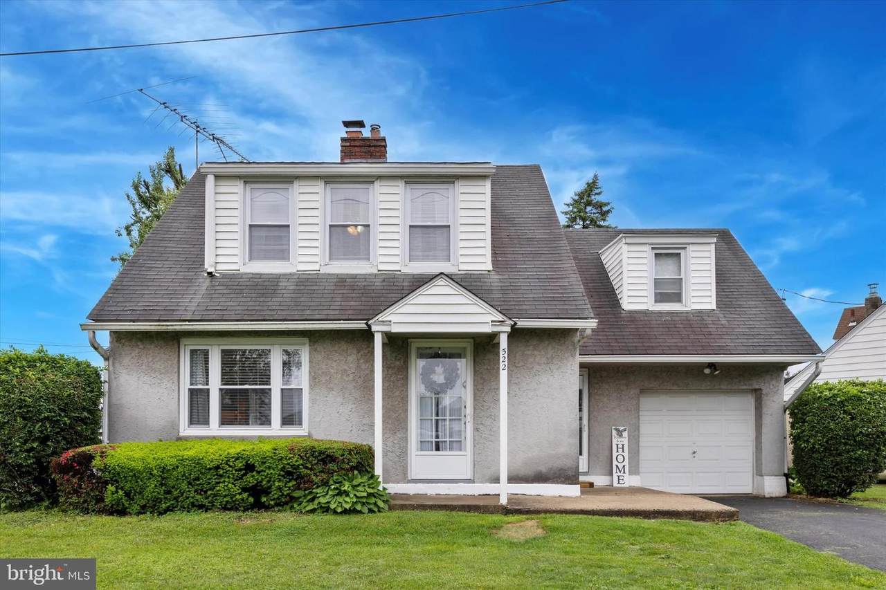 522 Smithfield Avenue - Photo 1