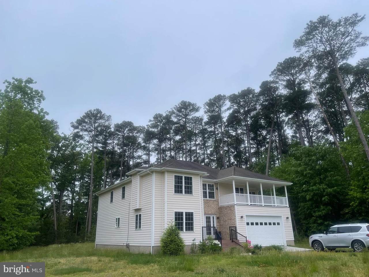 111 Moon Dr - Photo 1
