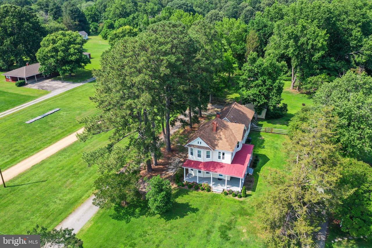 370 King Carter Drive - Photo 1