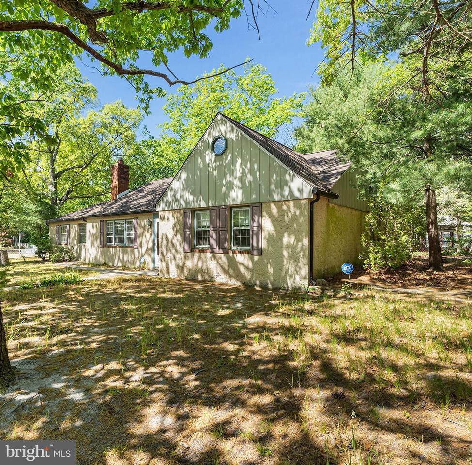 98 Spruce Lane - Photo 1