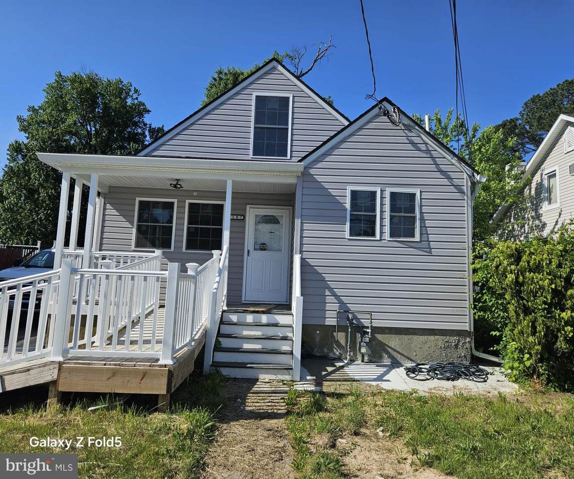 3107 California Ave - Photo 1