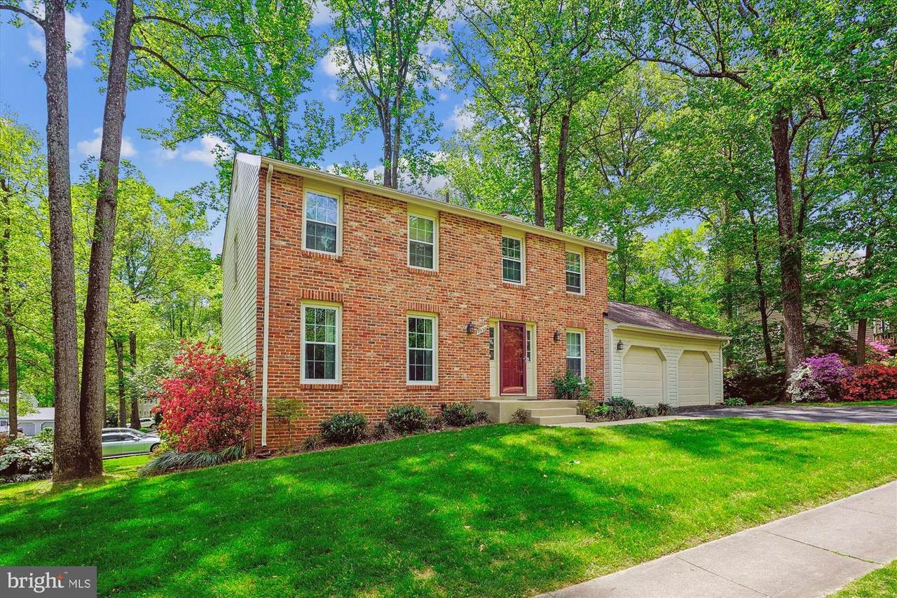 5938 New England Woods Drive - Photo 1
