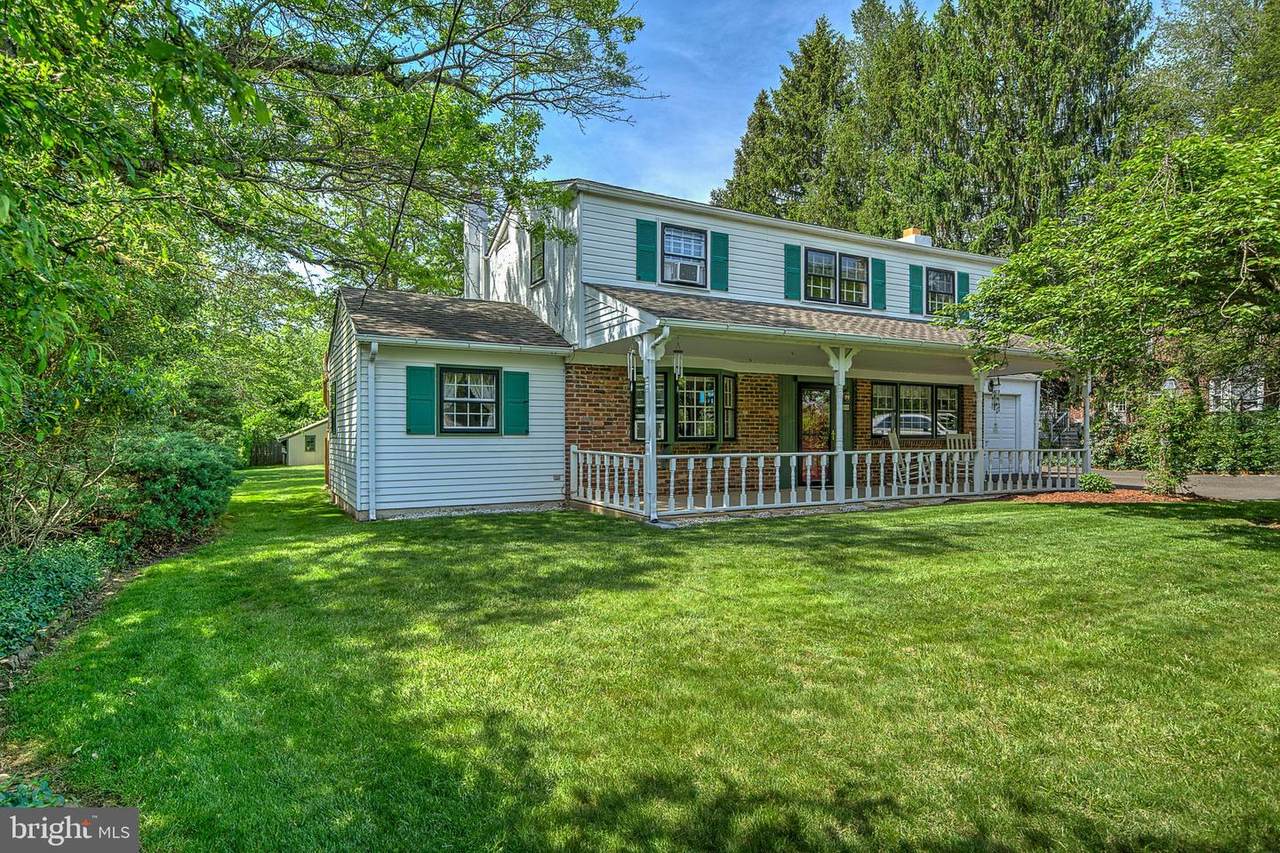 370 Kansas Road - Photo 1