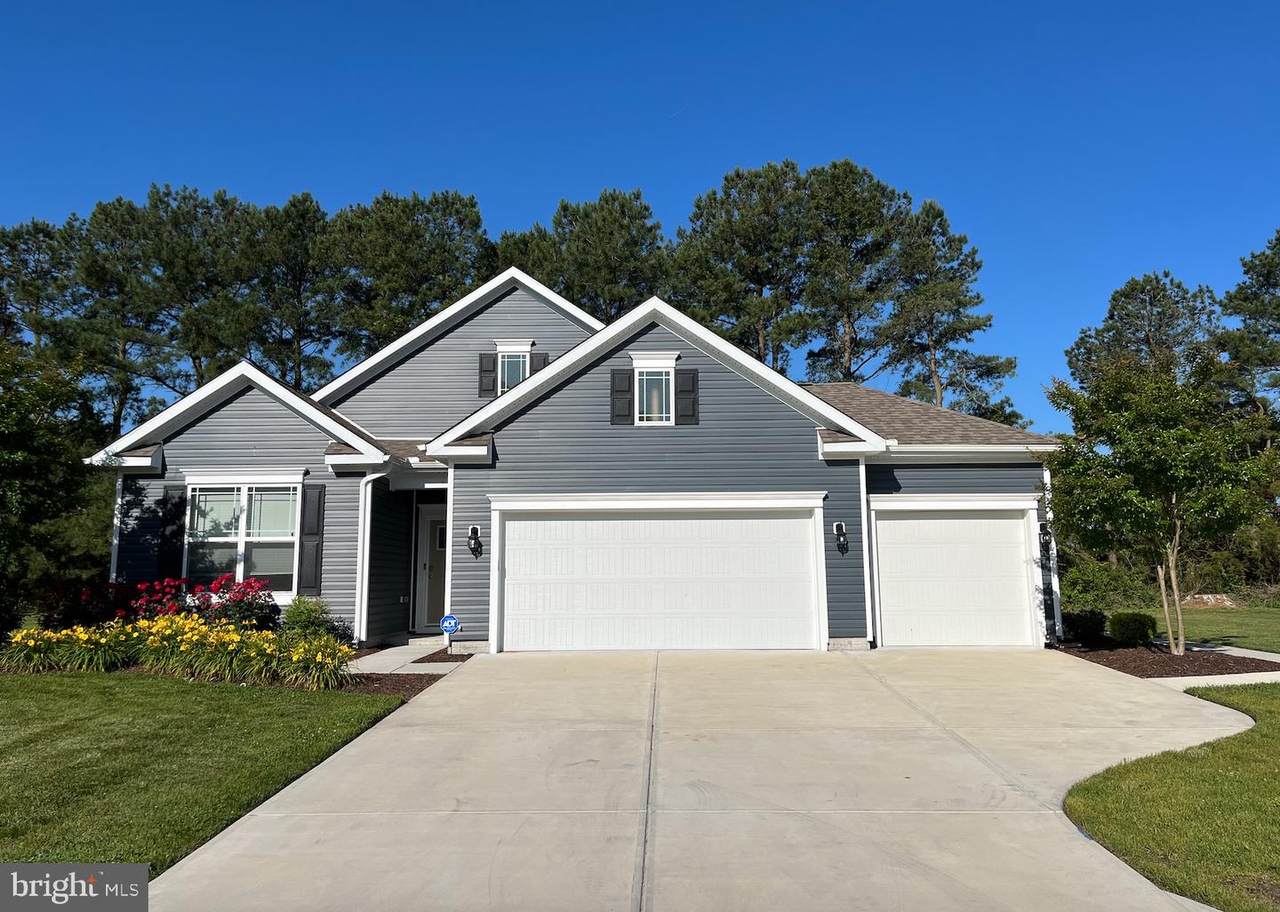 104 Hunters Way - Photo 1